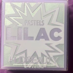 NWT eyeshadow palette